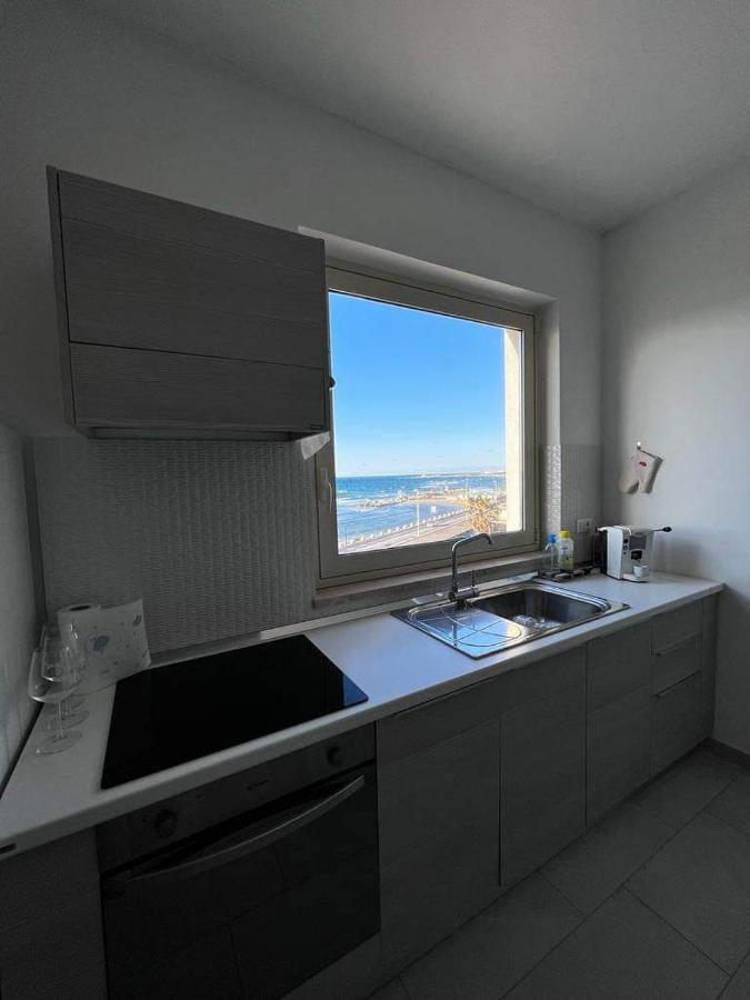 Brezza Di Tramontana Apartment Trapani Luaran gambar